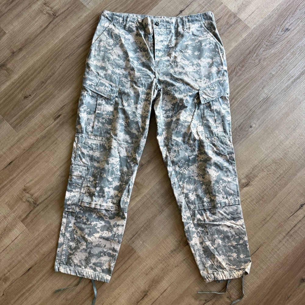 US Army Combat Uniform ACU Digi Camo Cargo Pants Large Regular SPM1C1-09-D-N034